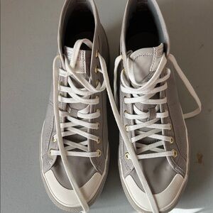 Adidas nizza trek. Women’s sz 8.5. Sort of an olive gray color. New.